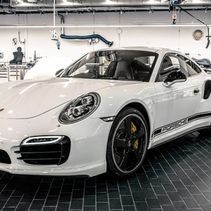 Представлен эксклюзивный Porsche 911 Turbo S GB Edition