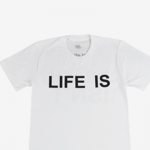 10 лучших: футболки с надписями