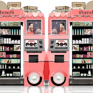 Новый бьюти-киоск марки Benefit