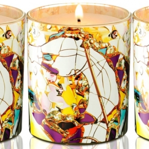 Мэри Катранзу сделала свечи для марки Rodial