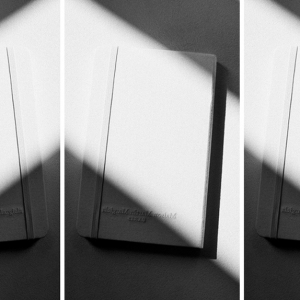 Maison Martin Margiela выпустил белоснежный молескин