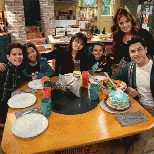 Фильмы и сериалы, о которых мы писали в 2024 году: большой кинодайджест (фото 3)