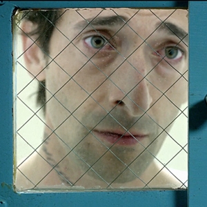 Эдриан Броуди в новом трейлере фильма \"Ограбление по-американски\"