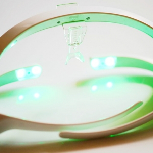 Очки с имитацией солнечного света 