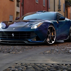 Превью Ferrari F12 Berlinetta