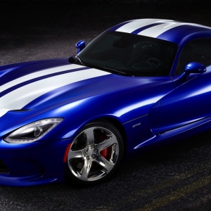 SRT представил 2013 Viper GTS