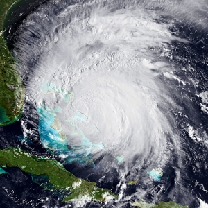 Америка готовится к буре