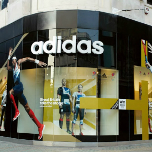 Магазин Adidas by Stella McCartney