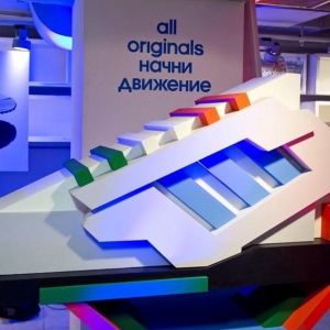 Переиздание кроссовок Adidas ZX