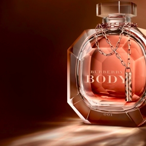 Burberry Body в хрустальном флаконе