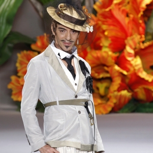 Гальяно лишили Ордена Почетного легиона