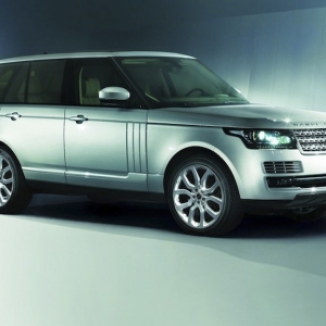 Первые фотографии Range Rover 2013