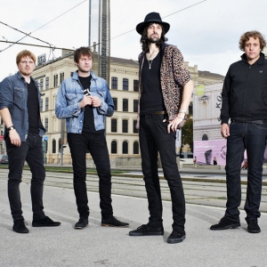 Kasabian завтра выступят в Москве