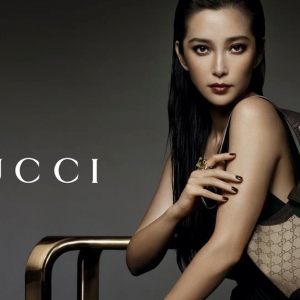 Рекламная кампания аксессуаров Gucci 