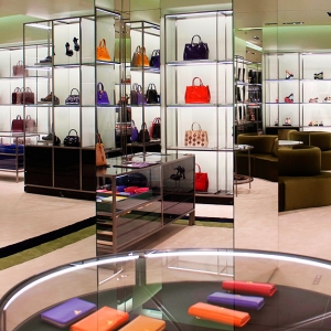 Бутики Prada и Miu Miu открылись в Dubai Mall