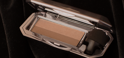 Тени Duo Shadow Blender от Benefit — выбор Buro 24/7