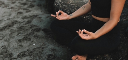 В чем польза йоги с точки зрения науки? Отвечает велнес-эксперт