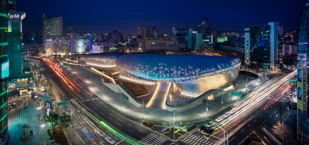Культурный центр Dongdaemun Design Plaza от Захи Хадид в Сеуле