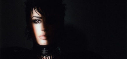 Деми Ловато выпустили новый сингл «Substance»