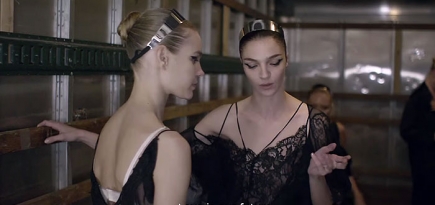 О любви и смысле жизни: видеоверсия кампании Givenchy