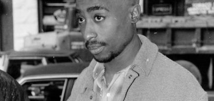 Режиссер «12 лет рабства» снимет фильм о Тупаке Шакуре