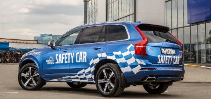 Volvo представит систему активной безопасности City Safety