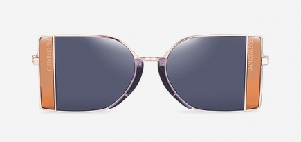 Раф Симонс представил первую коллекцию очков для Calvin Klein