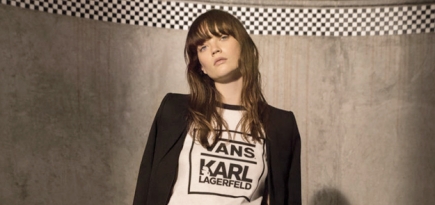 Карл Лагерфельд показал новую коллаборацию. Для скейтерского бренда Vans