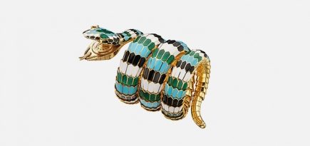Bulgari открыл выставку Serpenti Form в Сингапуре