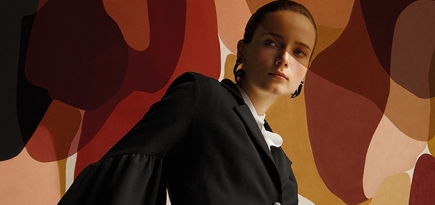 Uterqüe поместил моделей на полотна Клаудии Валселс