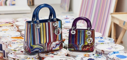 9 современных художников и поэт расписали сумки Lady Dior