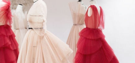 Dior показал, как создавалось одно из платьев кутюрной коллекции дома