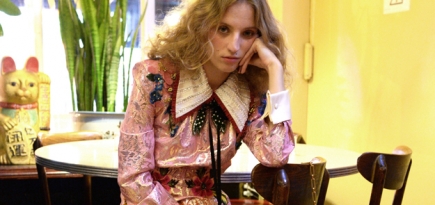 Gucci пригласил подруг Петры Коллинз на дим-самы