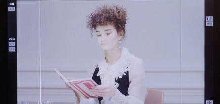 Как ЦУМ собрал актеров за рождественским столом