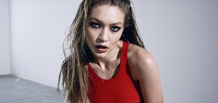 Джиджи, Белла, Кендалл и Эшли снялись в новогоднем календаре Love Magazine