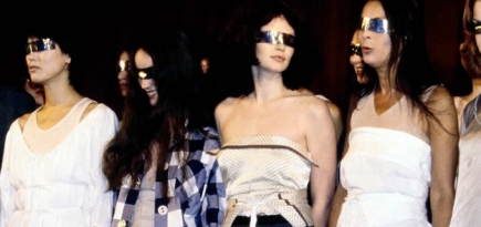 Стали известны даты проведения выставки Мартина Маржелы в Париже