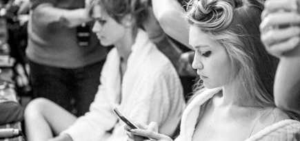 Модели будут переодеваться в закрытых зонах — чтобы избежать домогательств