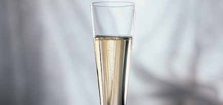 Как правильно выбирать вино в подарок: 5 советов