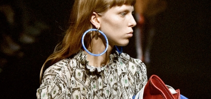 Balenciaga продаст 87 вещей в интернете