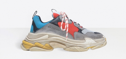 Balenciaga перенес производство кроссовок в Китай — китайские фанаты недовольны