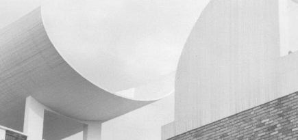 Louis Vuitton покажет новую круизную коллекцию в музее современного искусства