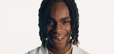 Канье Уэст и роботы в видео на трек «Mixed Personalities»