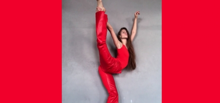 Acne Studios выпустил рекламную кампанию с балериной Соней Моховой