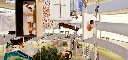 Маурицио Каттелан в первом трейлере Maurizio Cattelan: The Movie