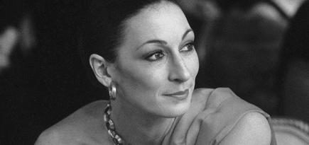 Как повторить культовый образ: Анжелика Хьюстон