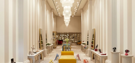 Manolo Blahnik запустил стипендию в Лондонском колледже моды