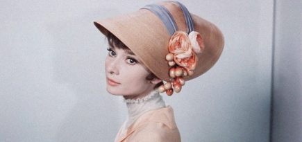 Блузку Одри Хепберн из фильма «Моя прекрасная леди» продадут на аукционе