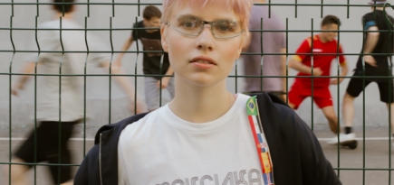 Футбол, мода, дружба народов — специальная съемка капсульной коллекции Buro 24/7 x Farfetch