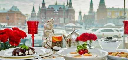 От «Старлайта» до «Dr. Живаго»: где поесть в Москве ночью