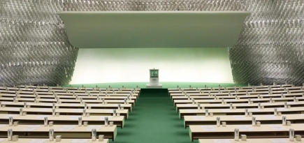 Jacquemus провел масштабную лотерею в Париже